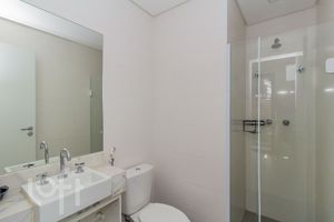 Image 15 - 870947