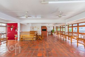 Image 37 - 870952