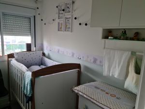 Image 4 - 870967