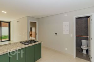 Image 3 - 870991