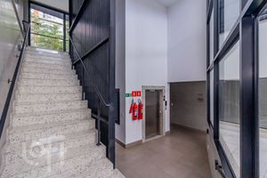 Image 36 - 870991