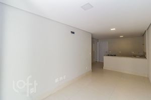 Image 7 - 870991