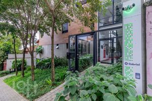 Image 38 - 870991