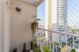 Image 8 - 870995