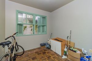 Image 11 - 871014
