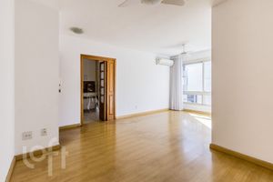 Image 9 - 871068
