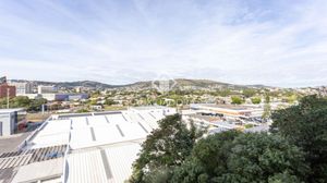 Image 32 - 871073