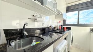 Image 7 - 871140