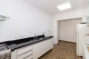 Image 31 - 871155