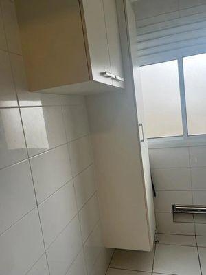 Image 1 - 871158
