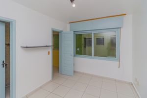 Image 1 - 871214