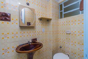 Image 8 - 871214