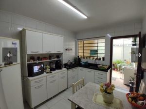 Image 3 - 871261