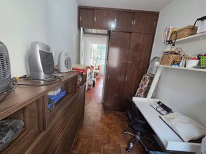 Image 12 - 871267