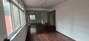 Image 4 - 871312