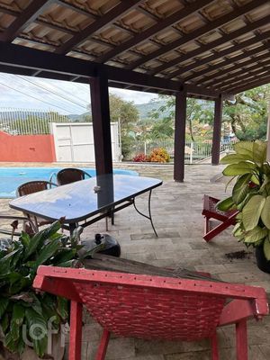 Image 8 - 871330
