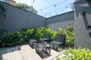 Image 9 - 871359