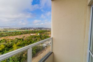 Image 5 - 871368