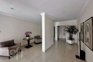 Image 33 - 871369