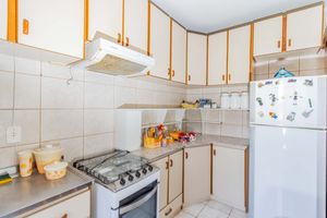 Image 18 - 871372