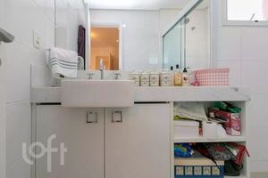 Image 30 - 871377