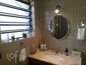 Image 8 - 871384