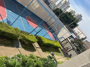 Image 17 - 871386