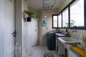 Image 4 - 871387