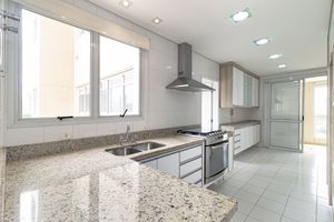 Image 32 - 871421