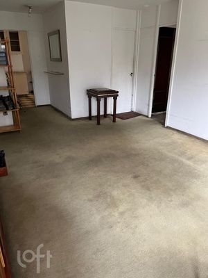 Image 10 - 871422