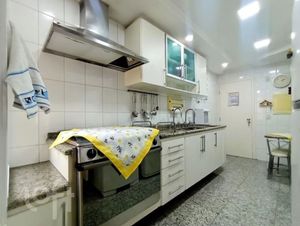 Image 9 - 871426