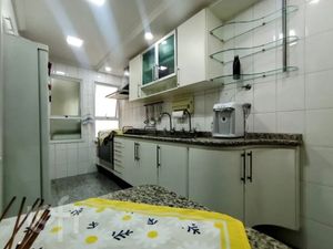 Image 6 - 871426