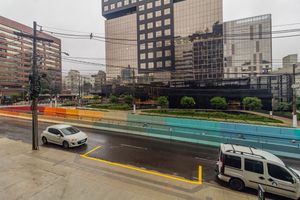 Image 10 - 871470