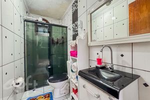 Image 18 - 871477