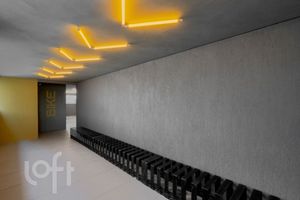 Image 4 - 871487