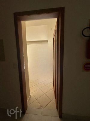Image 6 - 871495