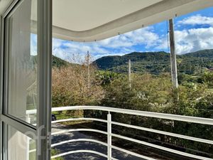 Image 1 - 871503