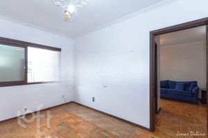 Image 31 - 871505