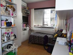 Image 4 - 871508