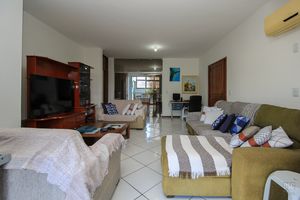 Image 38 - 871515