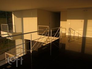 Image 17 - 871528