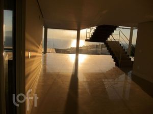 Image 11 - 871528