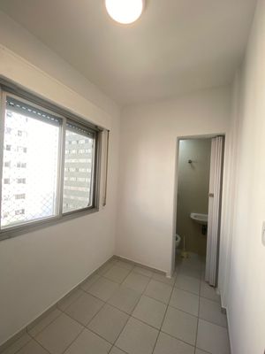 Image 3 - 871535