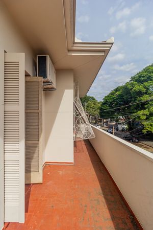 Image 23 - 871539