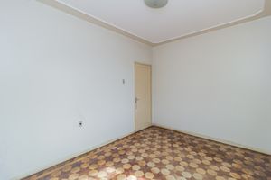 Image 33 - 871539