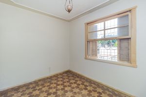 Image 35 - 871539