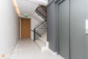 Image 33 - 871543