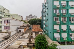Image 11 - 871553