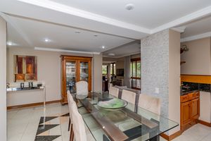 Image 7 - 871556