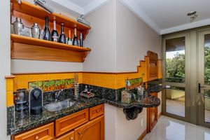 Image 13 - 871556